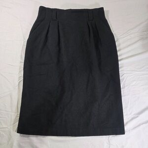 Chic Black Pencil Skirt